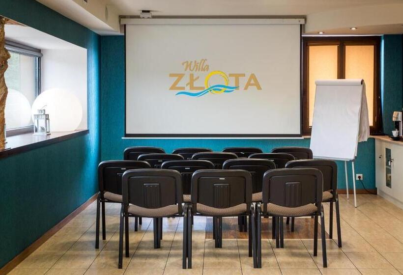 בית מלון כפרי Willa Złota