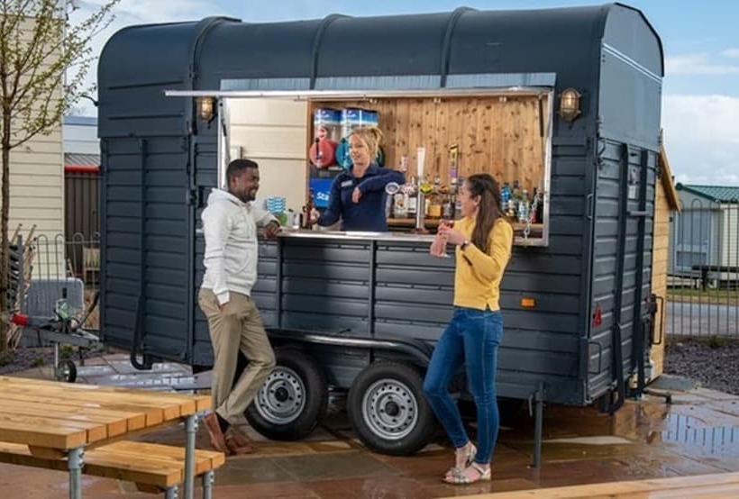 Jonstone Pines Lodge At Cayton Bay Holiday Park