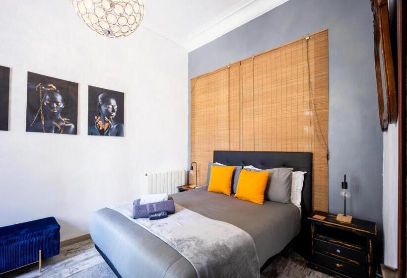 Пансион Portrait Boutique Guesthouse