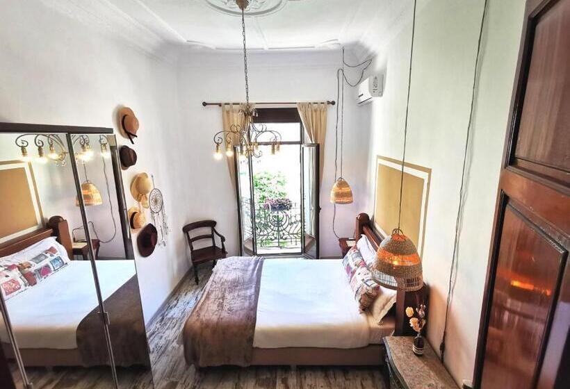 Пансион Portrait Boutique Guesthouse