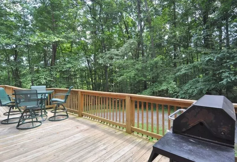 Sqyrls Nest   3br Retreat With A Hot Tub