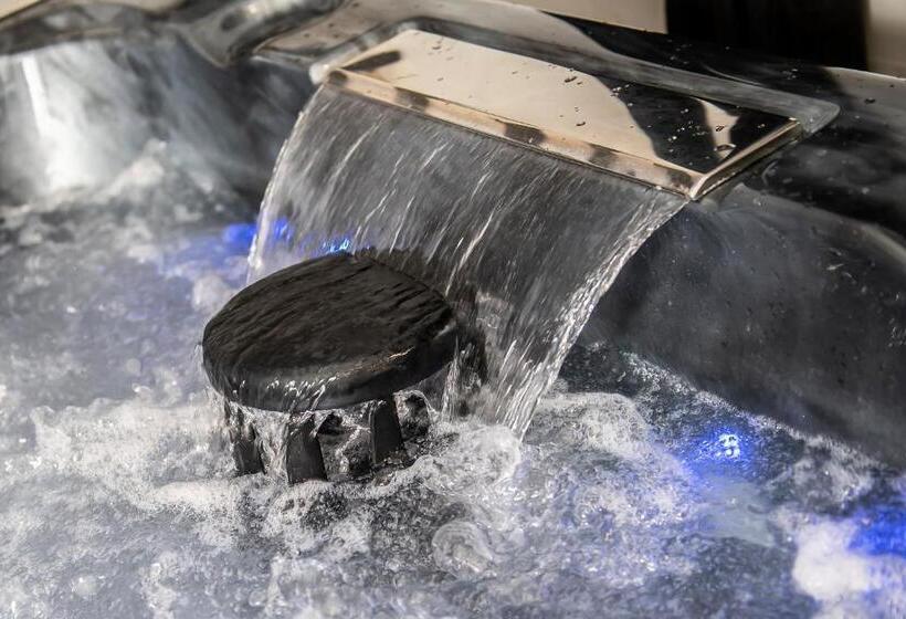 Appart Hotel Glam88 Suites Avec Spa Et Sauna Privatif