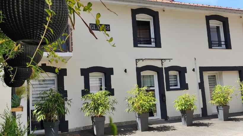 Appart Hotel Glam88 Suites Avec Spa Et Sauna Privatif