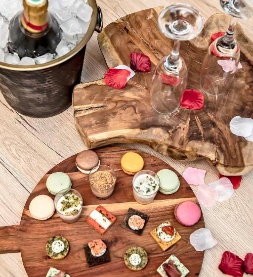 Appart Hotel Glam88 Suites Avec Spa Et Sauna Privatif