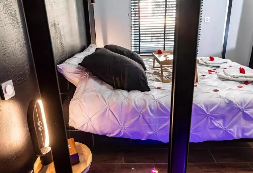 Appart Hotel Glam88 Suites Avec Spa Et Sauna Privatif