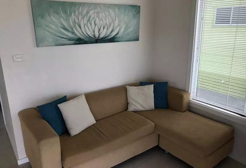 Dolphins Point Tourist Park