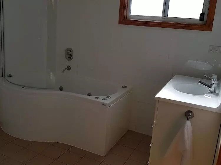 Dolphins Point Tourist Park