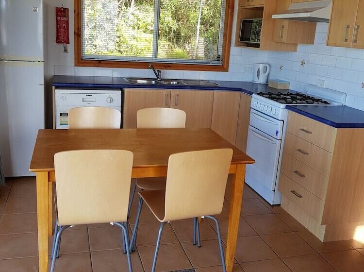 Dolphins Point Tourist Park