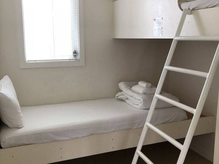 Dolphins Point Tourist Park