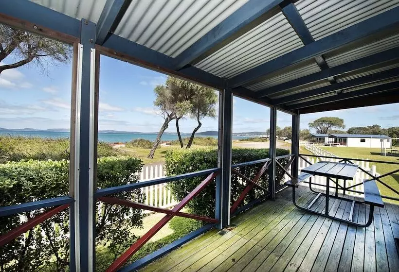 ホテル Acclaim Rose Gardens Beachside Holiday Park