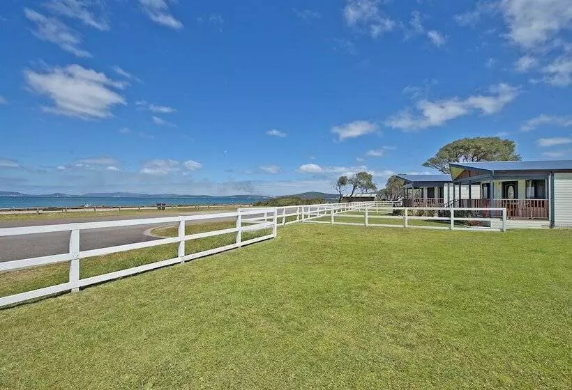 ホテル Acclaim Rose Gardens Beachside Holiday Park