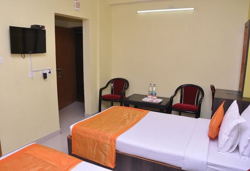 בית מלון כפרי Ashoka Residency