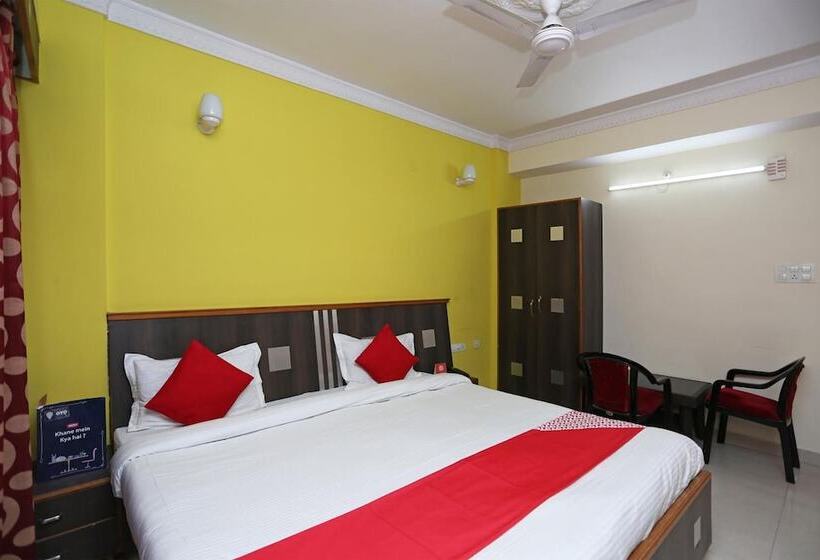 בית מלון כפרי Ashoka Residency