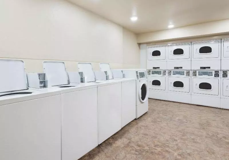 هتل Woodspring Suites Chattanooga