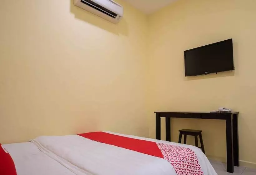 Pp Hotel By Oyo Rooms