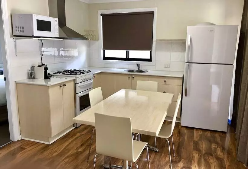 استراحتگاه Big4 Ingenia Holidays Wagga Wagga