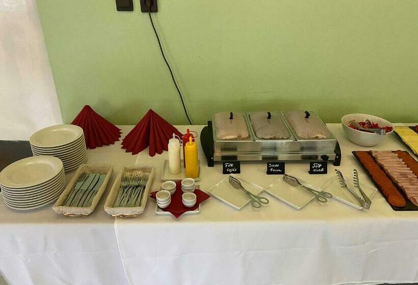 مبيت وإفطار Mathias Ház