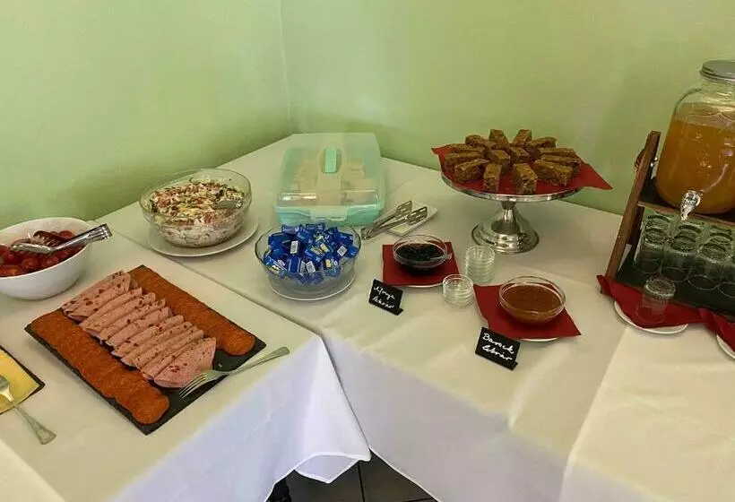 Aamiaismajoitus (B&B) Mathias Ház
