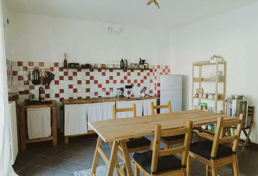 Ca11   Apartments