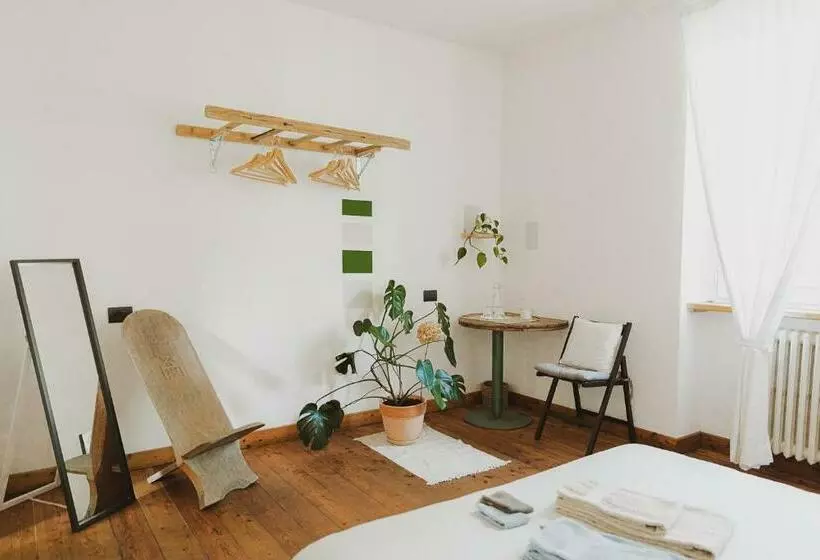 Ca11   Apartments