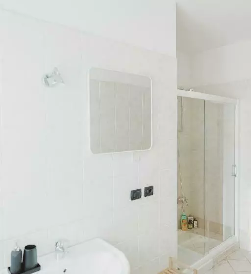 Ca11   Apartments