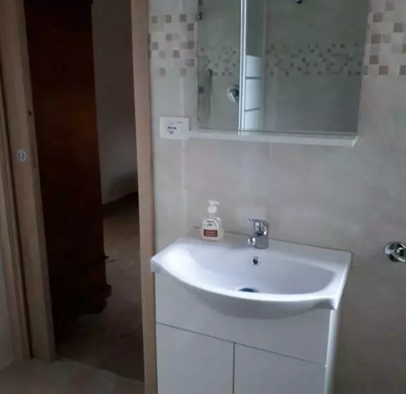 پانسیون Casa Radiosa Varese Rooms