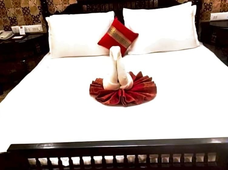 בית מלון כפרי Aarya Club And Resorts