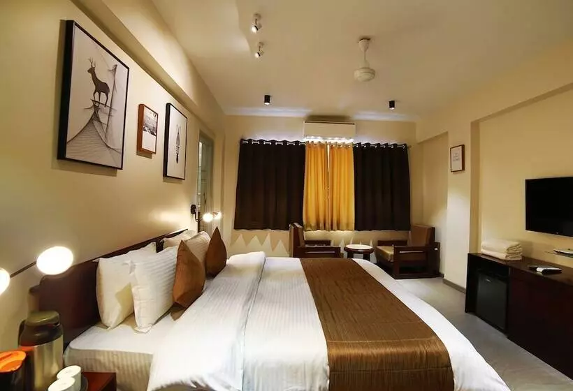 ホテル Marigold Mount Abu With Swimming Pool