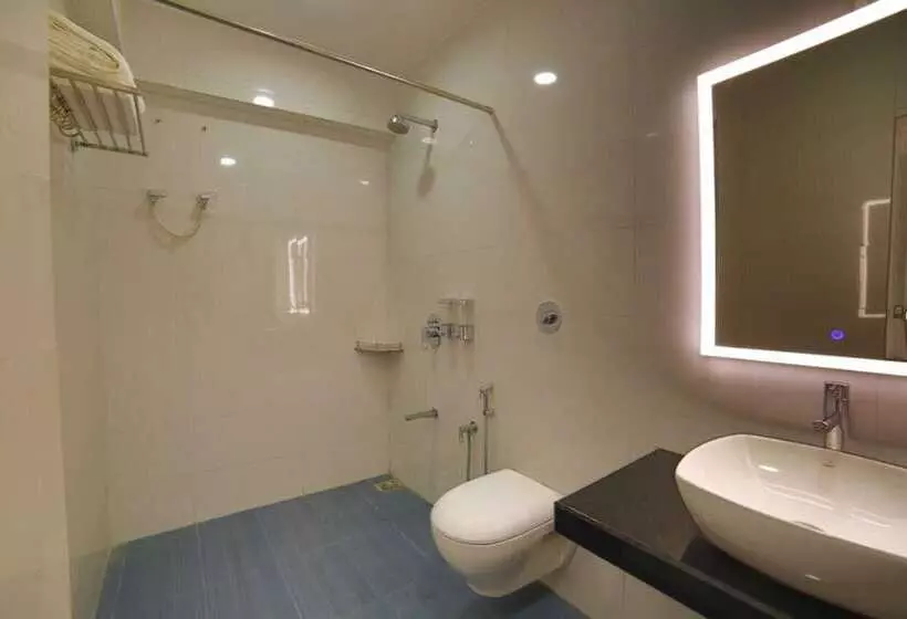 ホテル Marigold Mount Abu With Swimming Pool