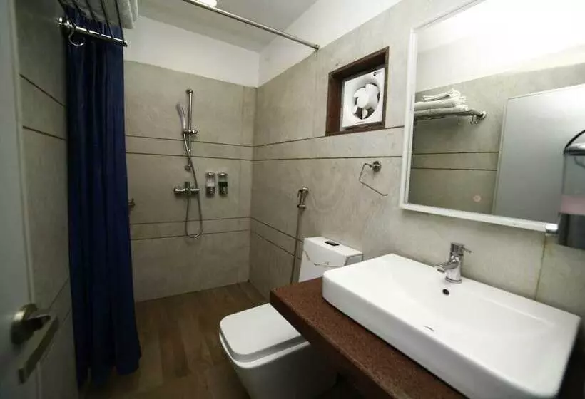 ホテル Marigold Mount Abu With Swimming Pool