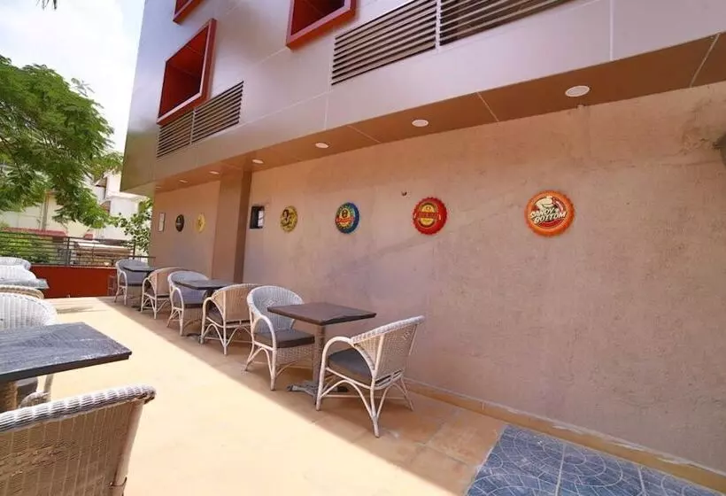 ホテル Marigold Mount Abu With Swimming Pool