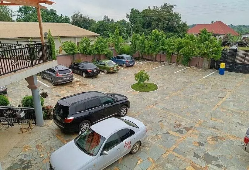 ホテル Osaah Bema Lodge