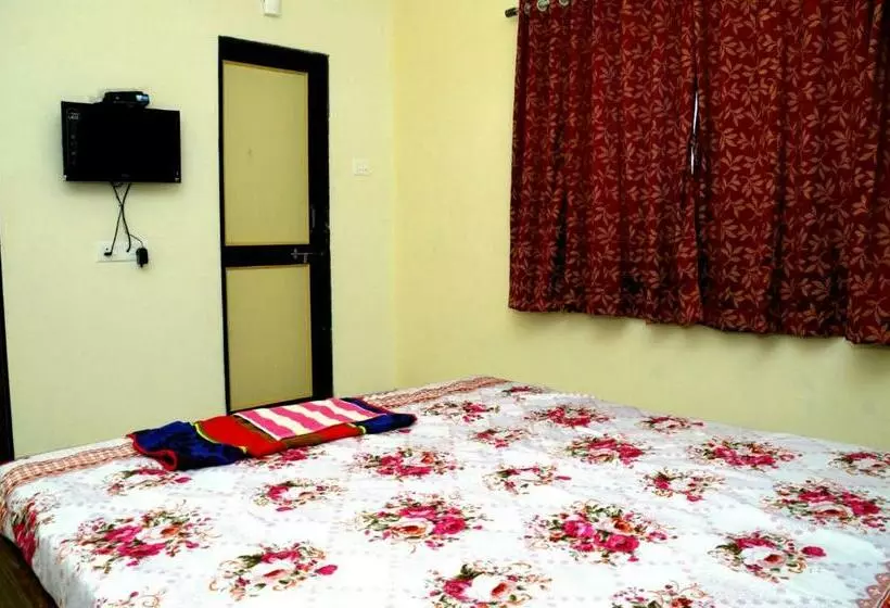 Hotelli Vasant Villa