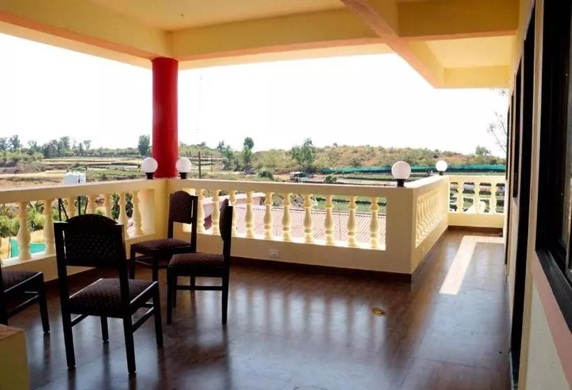 Hotelli Vasant Villa