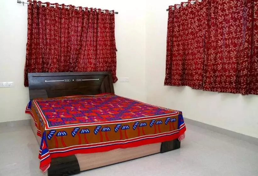 Hotelli Vasant Villa