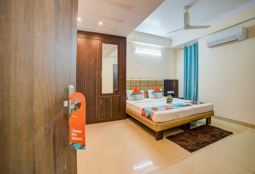 Отель Fabexpress The Uhas