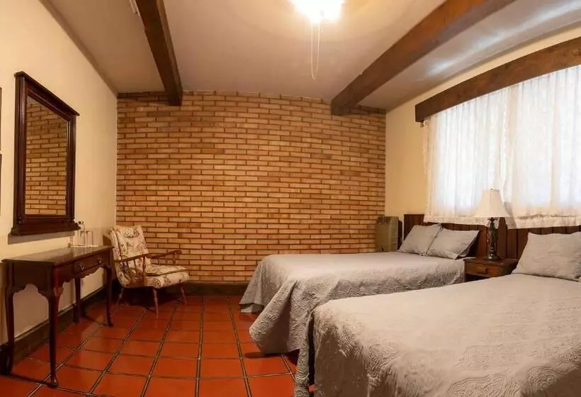 Hotelli Rancho El Morillo