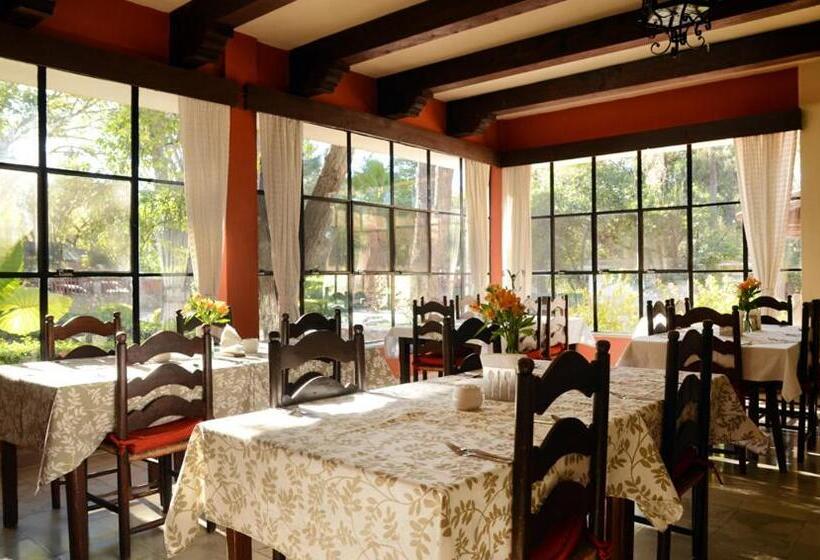 هتل Rancho El Morillo