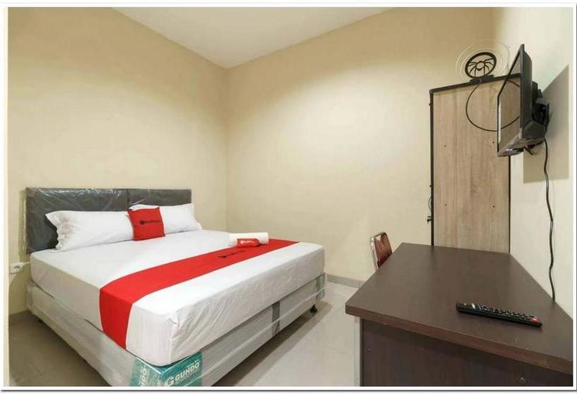 בית מלון כפרי Koolkost Near Cbd Ciledug Family Mall