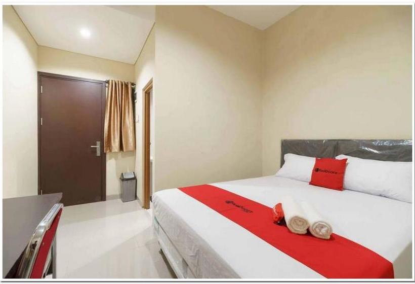 בית מלון כפרי Koolkost Near Cbd Ciledug Family Mall