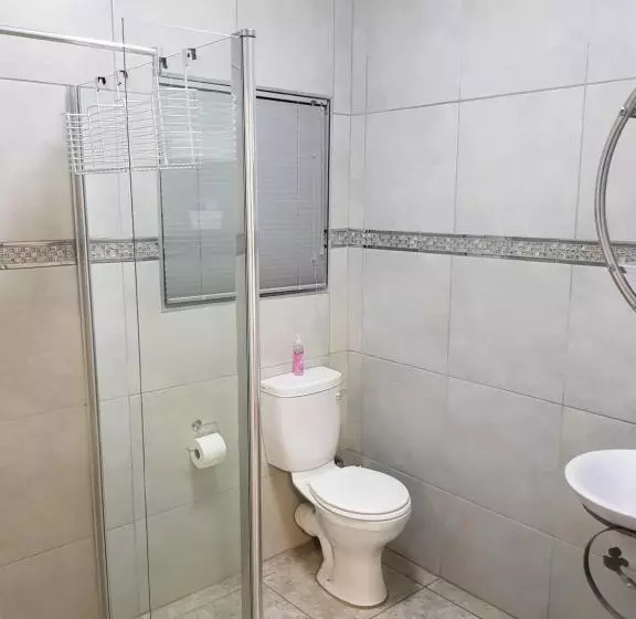 Majatalo Huis Van Seisoene