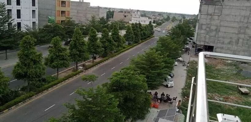 پانسیون Sultan Executive