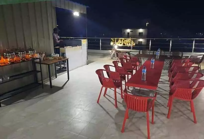 پانسیون Sultan Executive