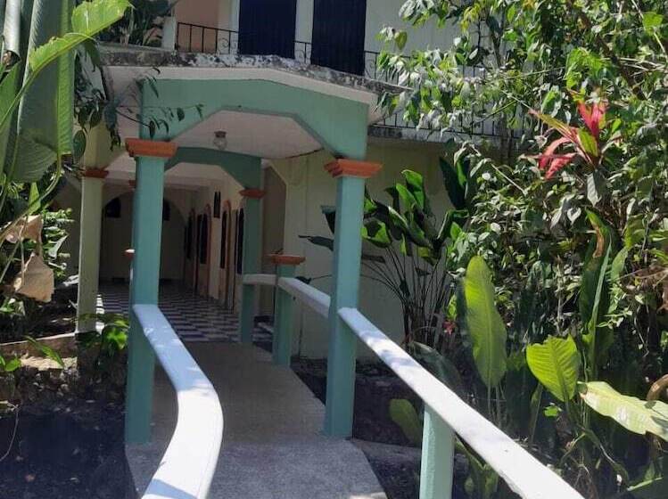 هتل Cabañas Margarita & Ed