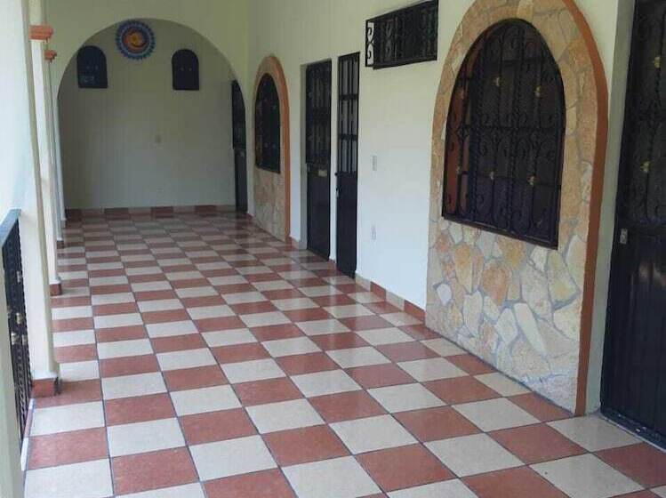 هتل Cabañas Margarita & Ed