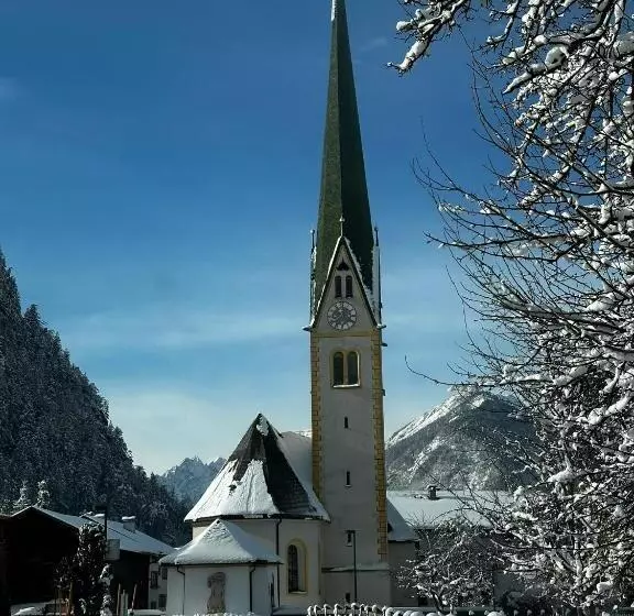 Hotelli Cafe Zillertal