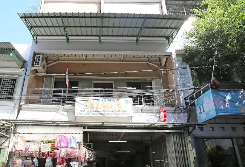 ホテル Oyo 3865 Wisma Niaga