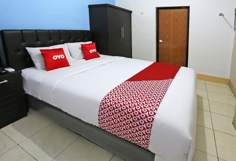 Hotel Oyo 3865 Wisma Niaga