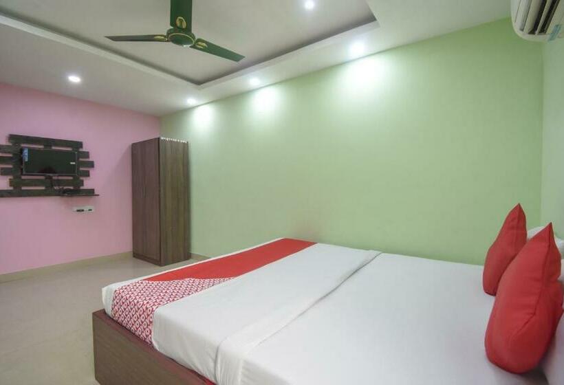 هتل Oyo 73925  Galaxy