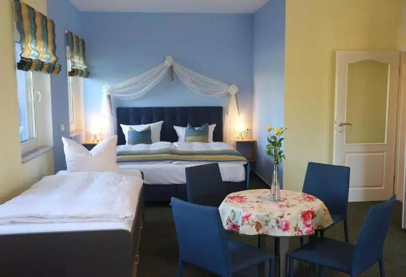 Hotelli Pension Am Waldguertel